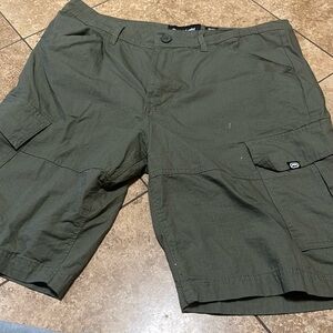 eckō unlimited men's cargo shorts